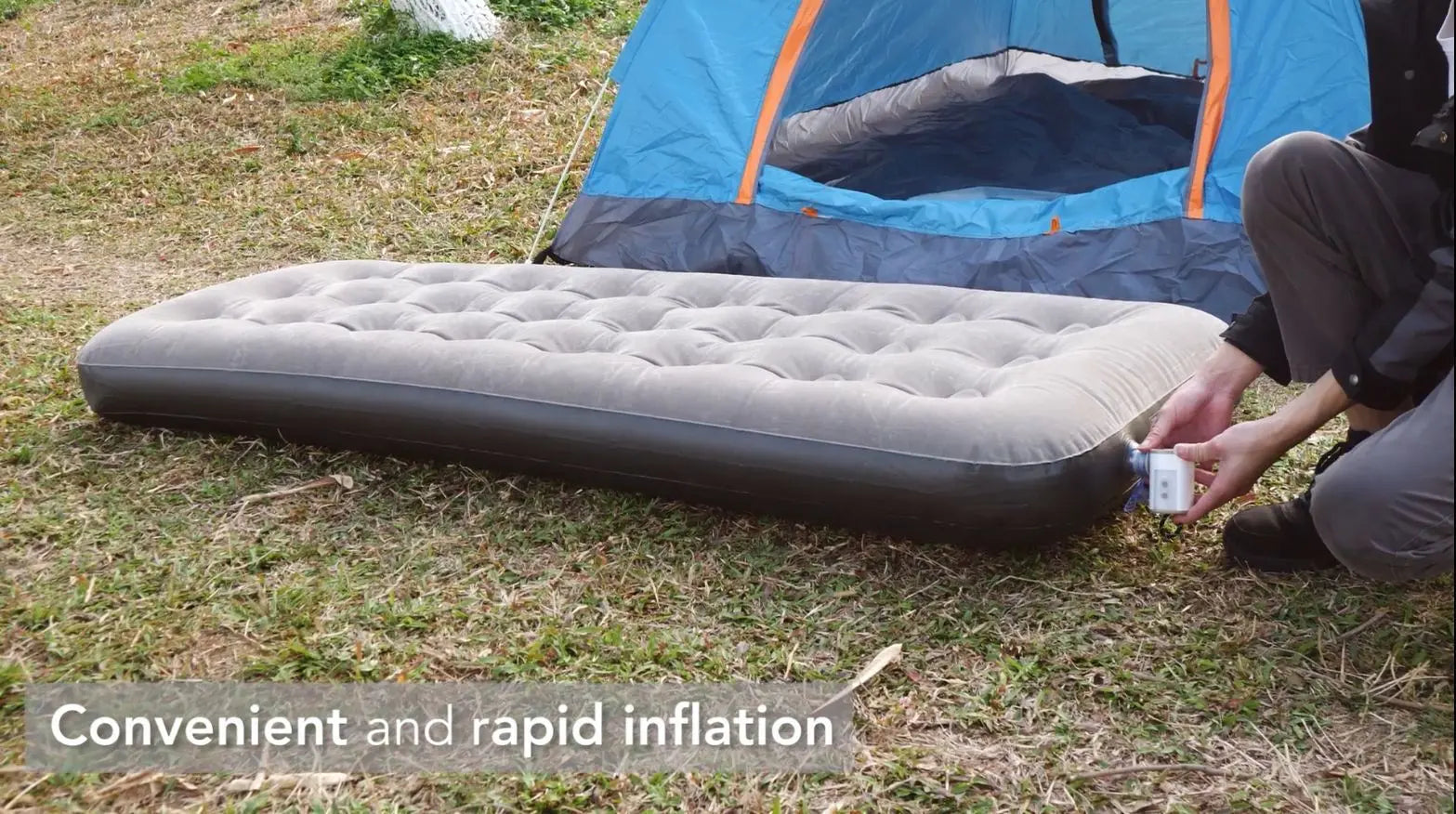 Outdoor camping supplies inflatable pump portable mini electric pump high-power portable inflatable pump Doba