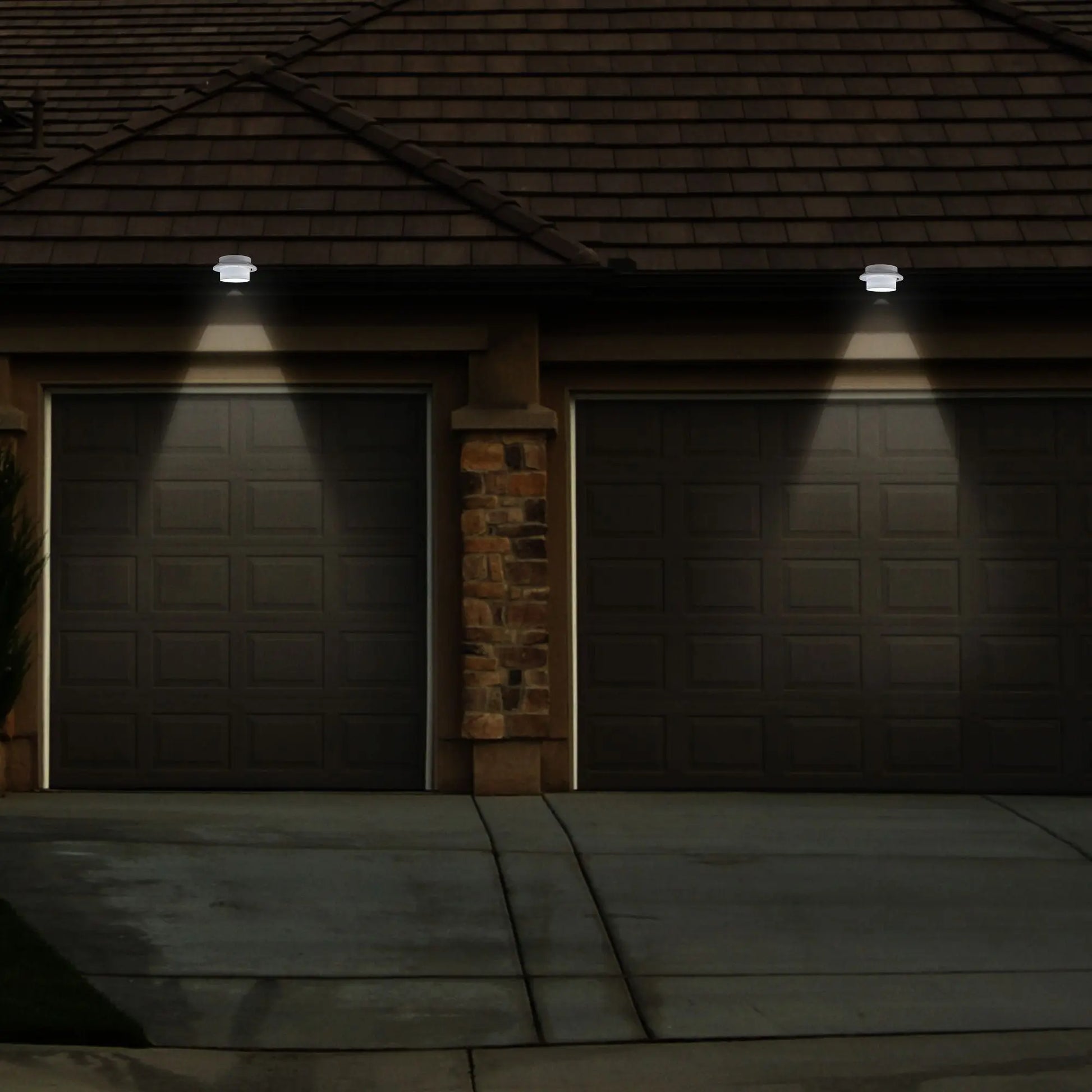 Solar Power LED Light With Bracket Doba